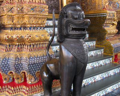 bangkok wat phra kaew khmer style lion