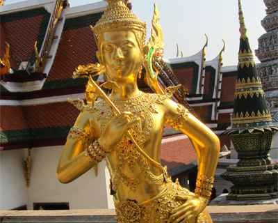 bangkok temple wat phra kaew mythical creature